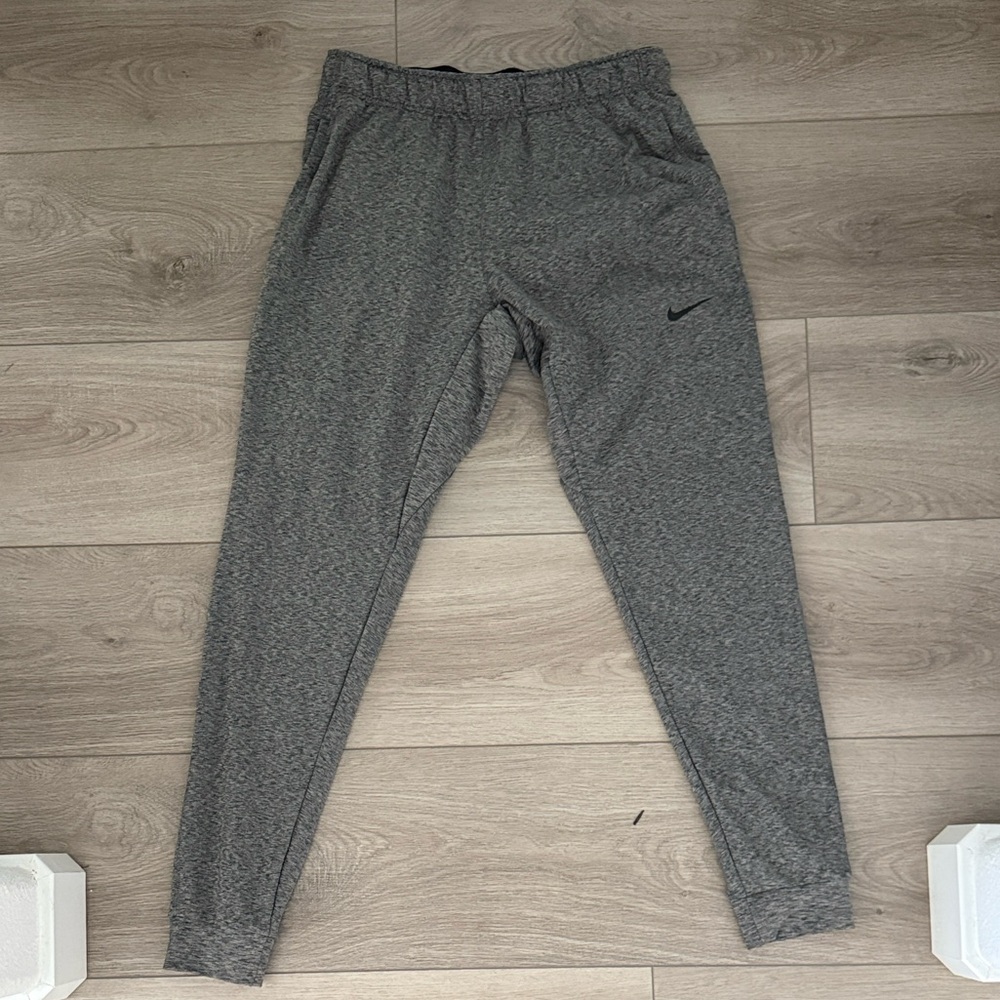Nike Yoga Gray Heather Dri-FIT Training Joggers - Picture 2 of 8